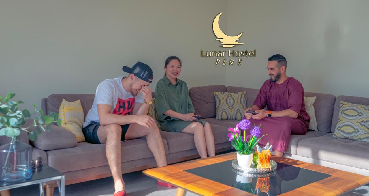 Lunar Hostel Plus Ντουμπάι Εξωτερικό φωτογραφία
