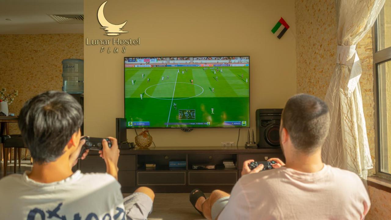 Lunar Hostel Plus Ντουμπάι Εξωτερικό φωτογραφία