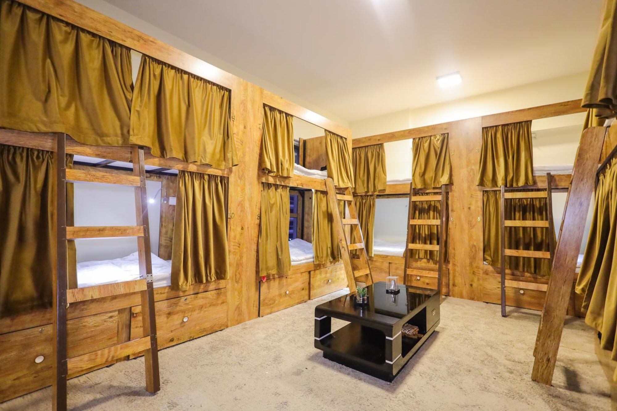 Lunar Hostel Plus Ντουμπάι Εξωτερικό φωτογραφία